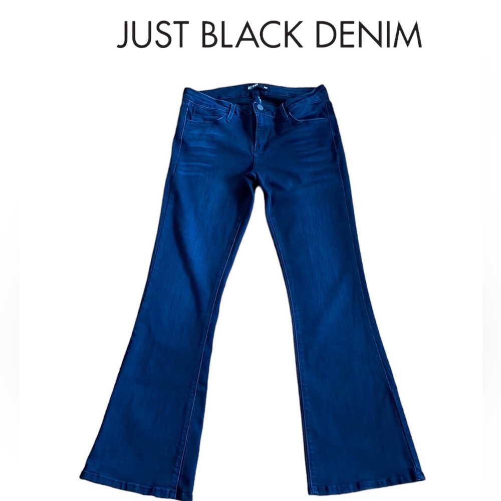 Just Black Women's Jean Size 28P Dark Blue Boot Cut